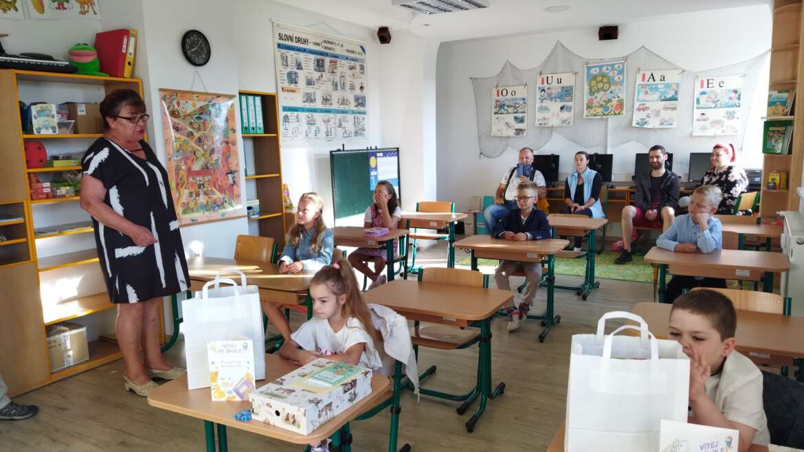 PRVNÍ ŠKOLNÍ DEN