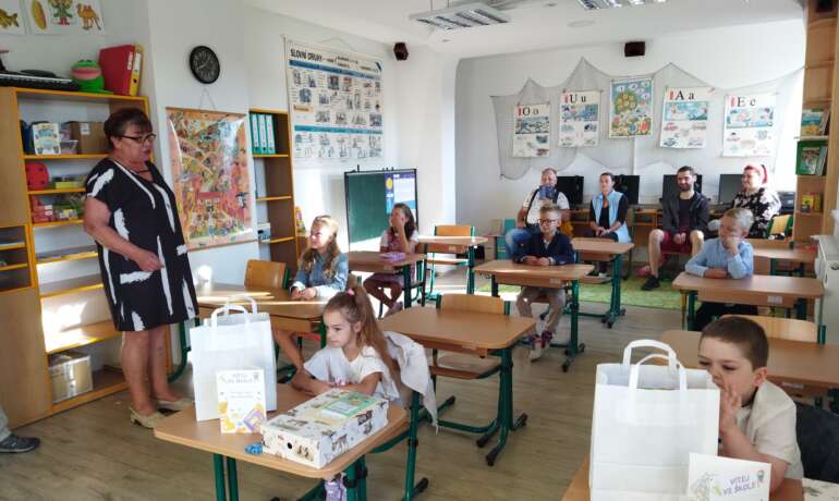 PRVNÍ ŠKOLNÍ DEN